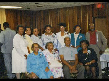 Heard Siblings (back row), Grandma (middle), Uncle Melvin, Aunts